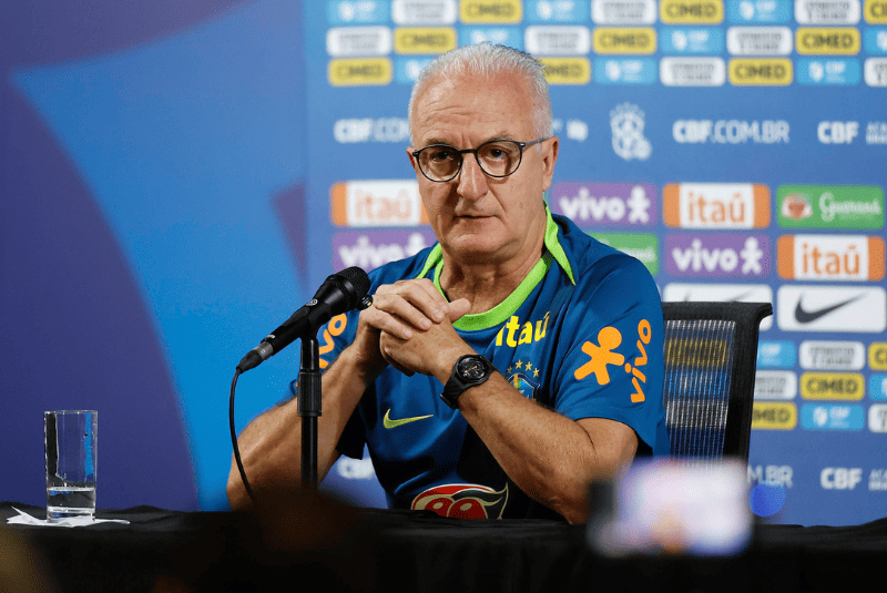 Nesta sexta-feira (25), o Corinthians acertou a contratação do técnico Dorival Júnior. O vínculo será válido até dezembro de 2026.