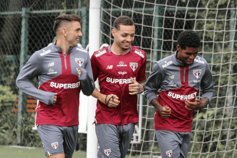 Depois de vencer o clássico SanSão do final de semana, o São Paulo volta à campo nesta quarta-feira (23), pela Copa Conmebol Libertadores.