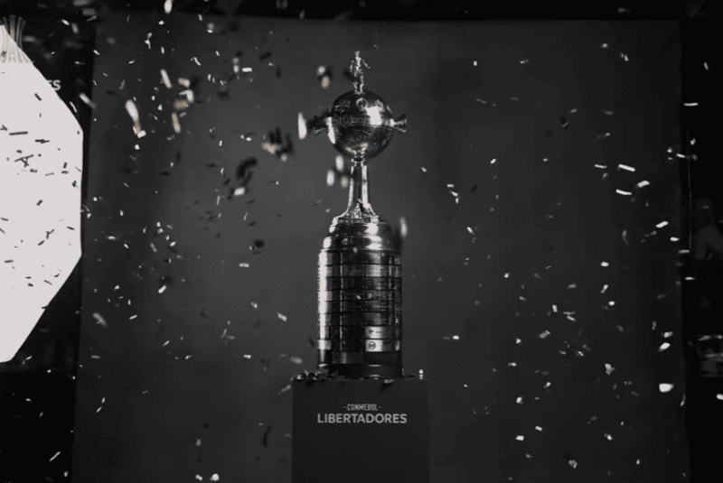 A Conmebol realizou, nesta segunda-feira (2), o sorteio que definiu os jogos válidos pelas oitavas de final da Copa Conmebol Libertadores.