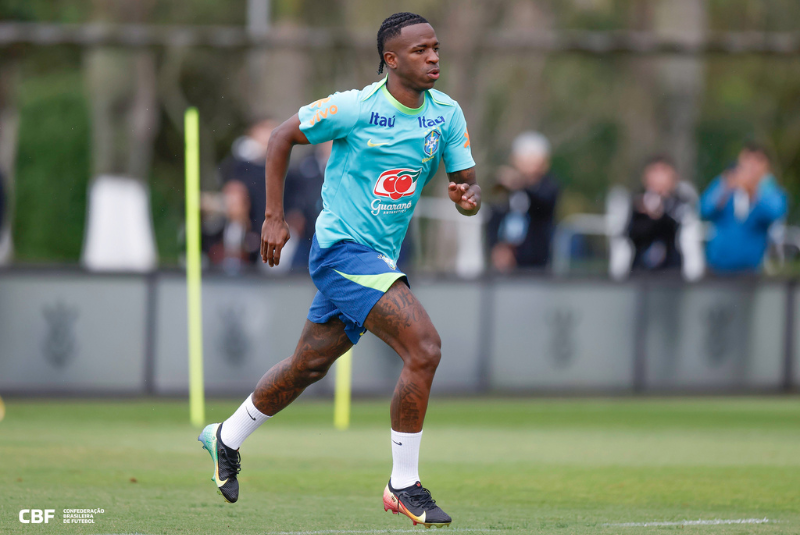 A Seleção Brasileira volta a campo nesta terça-feira (10), às 21h45, para enfrentar o Paraguai pela 16ª rodada das Eliminatórias...