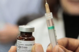 As cidades da Baixada Santista iniciaram a aplicação da chamada "Dose Zero" da vacina contra o sarampo em bebês de 6 a 11 meses de idade.