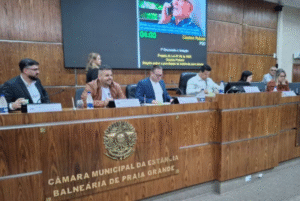 A Câmara Municipal de Praia Grande, no litoral de São Paulo, aprovou a alteração da legislação que define os horários de funcionamento de