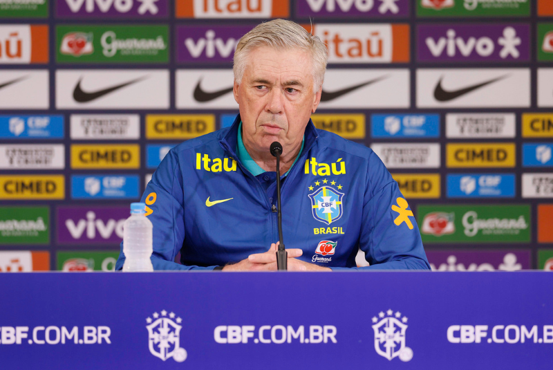 Carlo Ancelotti vai desembarcar nos Estados Unidos na próxima segunda-feira (7) para assistir às semifinais e à final do Mundial de Clubes.