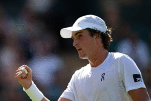 João Fonseca garantiu o 48º lugar no ranking da ATP após a eliminação de Marin Cilic em Wimbledon. Aos 18 anos, ele se torna o brasileiro...